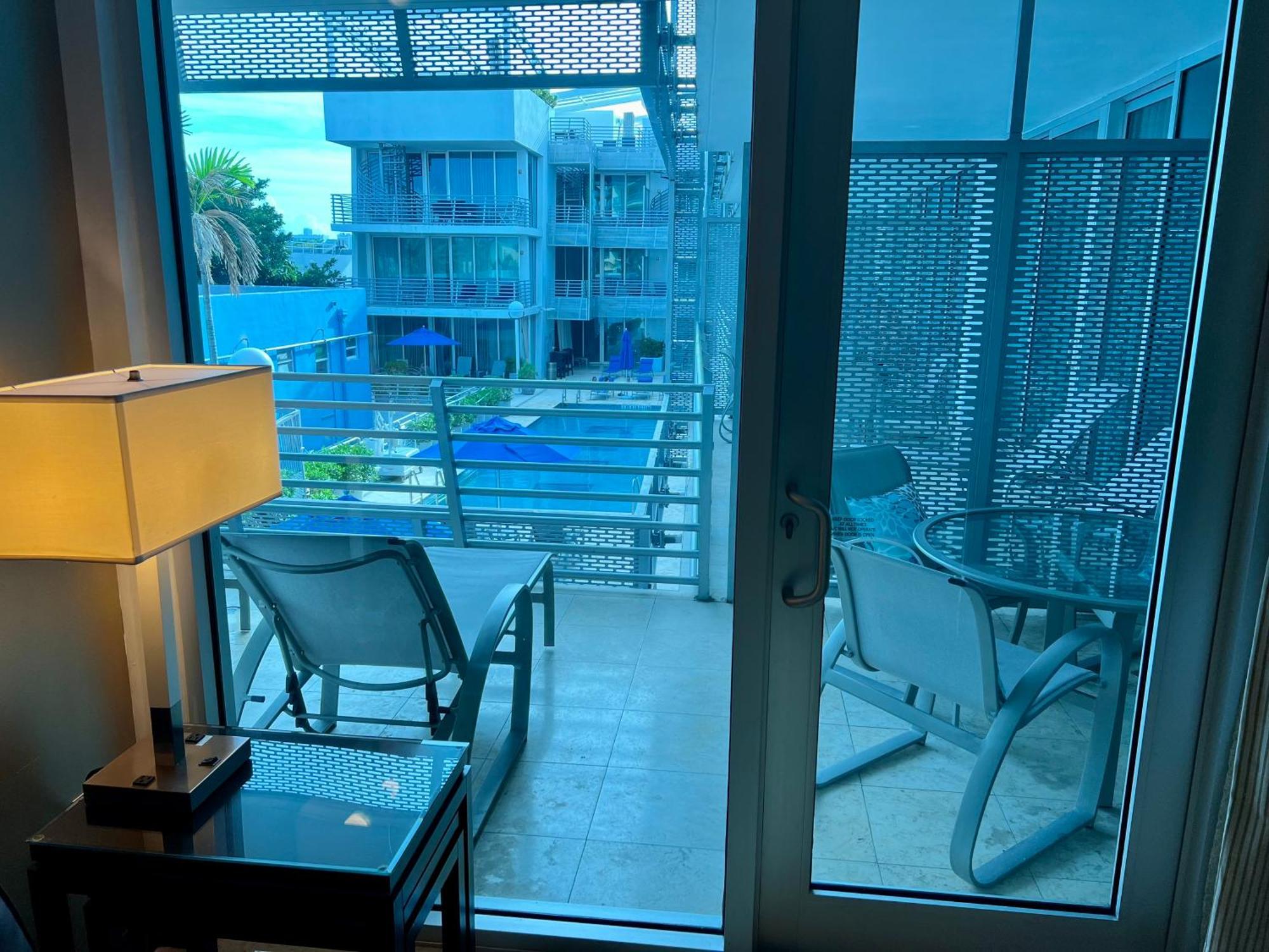 Boutique Suites 3 Min Walk To Beach Маями Бийч Екстериор снимка