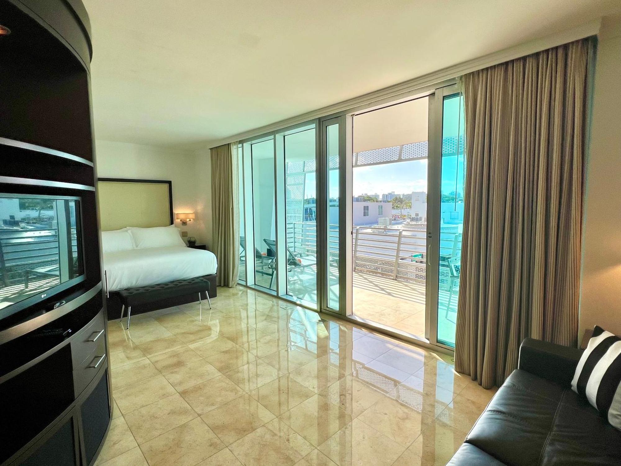 Boutique Suites 3 Min Walk To Beach Маями Бийч Екстериор снимка